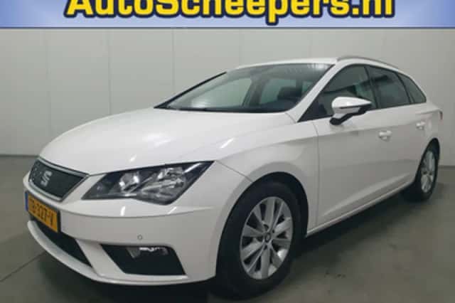 SEAT Leon (2018) thumbnail 2