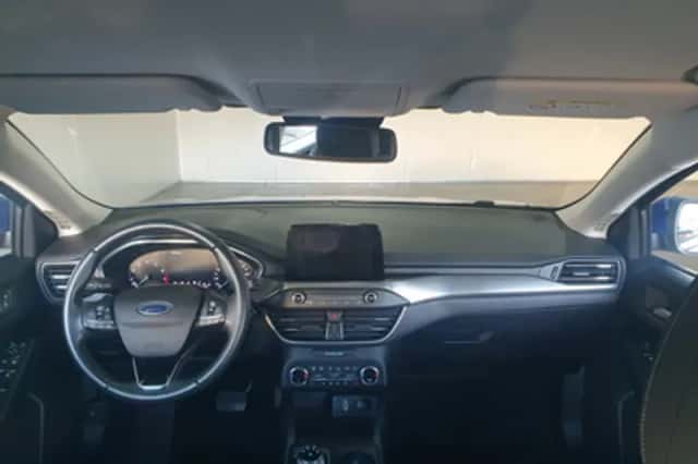 Ford Focus (2019) thumbnail 3