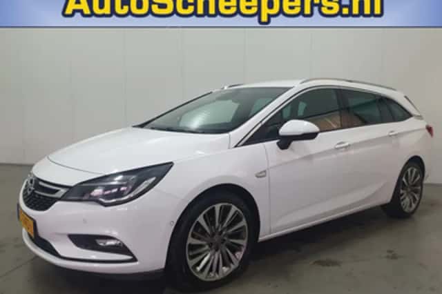 Opel Astra (2016) thumbnail 2