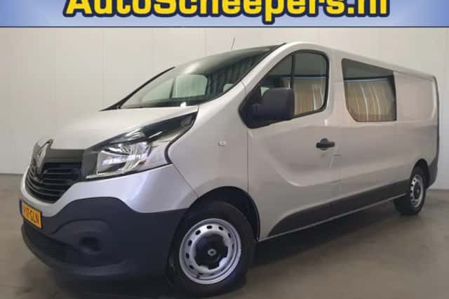 Renault Trafic (2016) thumbnail 1