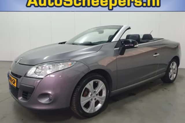 Renault Mégane (2012) thumbnail 1