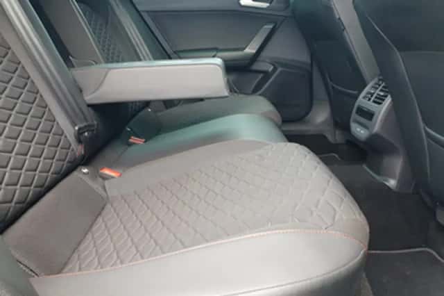 SEAT Leon (2023) thumbnail 5