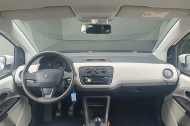 SEAT Mii (2015) thumbnail 3