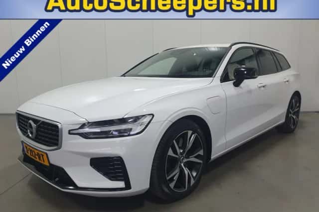Volvo V60 (2020) thumbnail 1