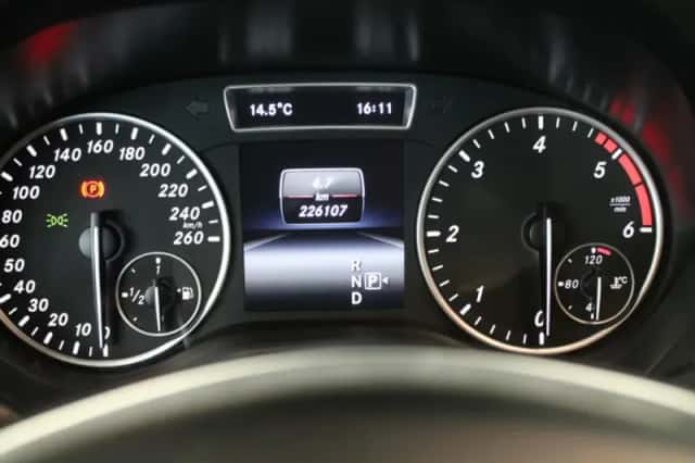 Mercedes-Benz A-Klasse (2015) thumbnail 5