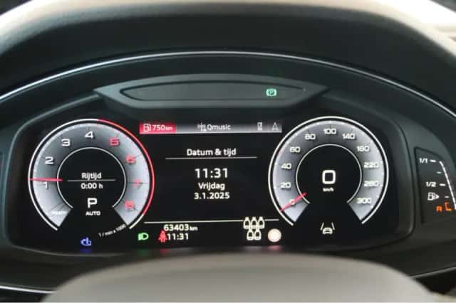 Audi Q7 (2021) thumbnail 5