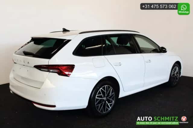 Škoda Octavia (2025) thumbnail 3