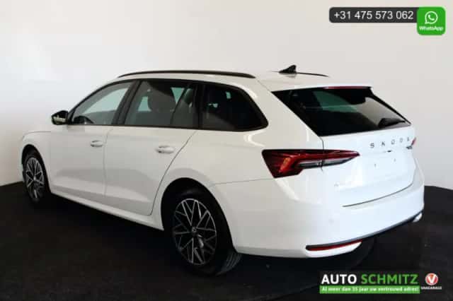Škoda Octavia (2025) thumbnail 4
