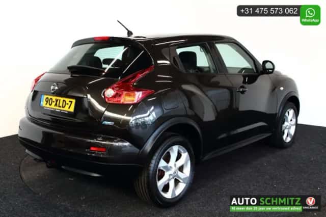 Nissan Juke (2012) thumbnail 3