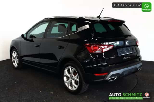 SEAT Arona (2025) thumbnail 3