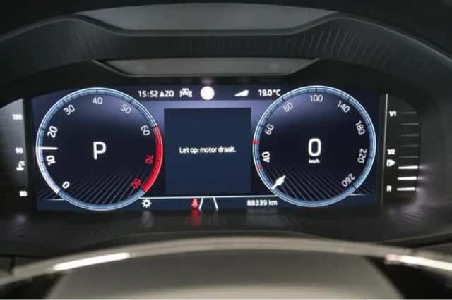Škoda Karoq (2022) thumbnail 5