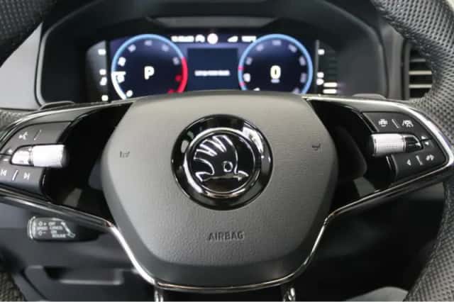 Škoda Karoq (2022) thumbnail 6