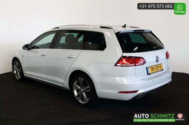 Volkswagen Golf (2018) thumbnail 3