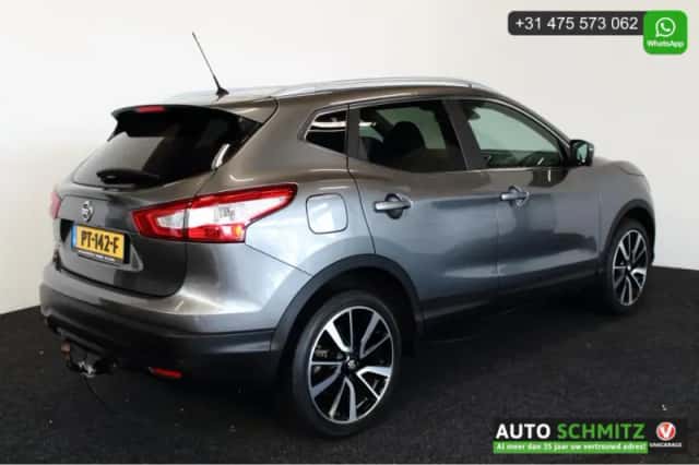 Nissan Qashqai (2015) thumbnail 4