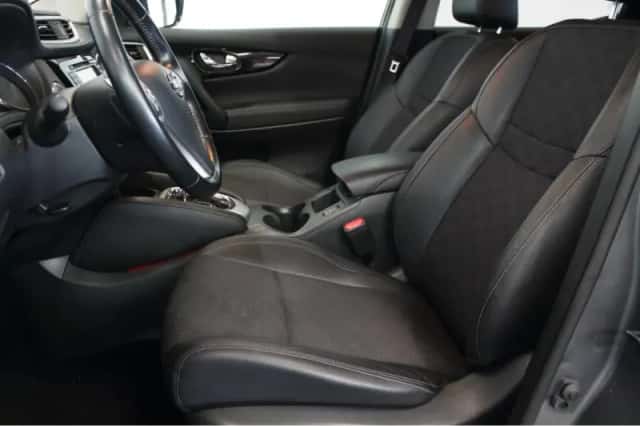 Nissan Qashqai (2015) thumbnail 6