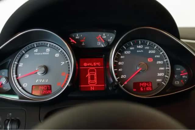 Audi R8 (2007) thumbnail 5