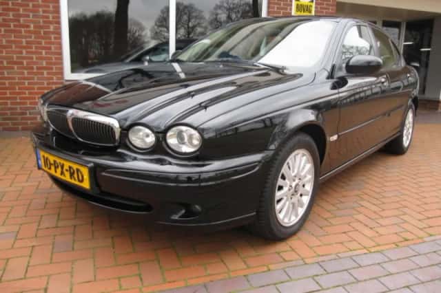 Jaguar X-Type (2005) thumbnail 2