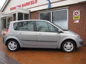 Renault Scénic (2004) thumbnail 4