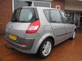 Renault Scénic (2004) thumbnail 5