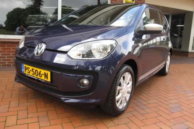 Volkswagen Up (2016) thumbnail 3