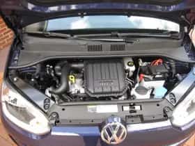 Volkswagen Up (2016) thumbnail 24