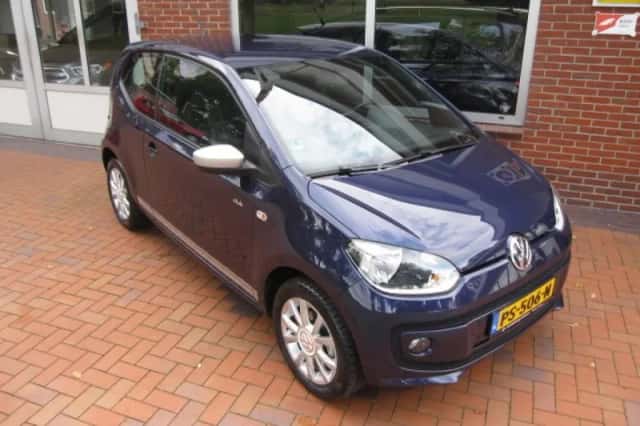 Volkswagen Up (2016) thumbnail 6