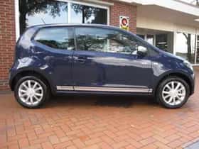 Volkswagen Up (2016) thumbnail 7