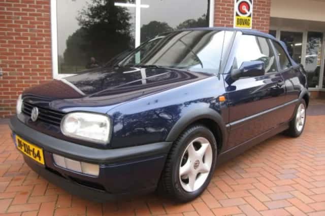 Volkswagen Golf (1995) thumbnail 3