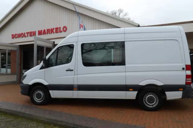 Mercedes-Benz Sprinter (2016) thumbnail 1