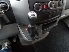 Mercedes-Benz Sprinter (2016) thumbnail 13