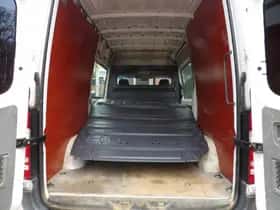 Mercedes-Benz Sprinter (2016) thumbnail 18