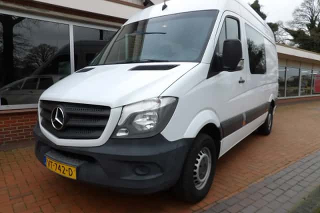 Mercedes-Benz Sprinter (2016) thumbnail 3