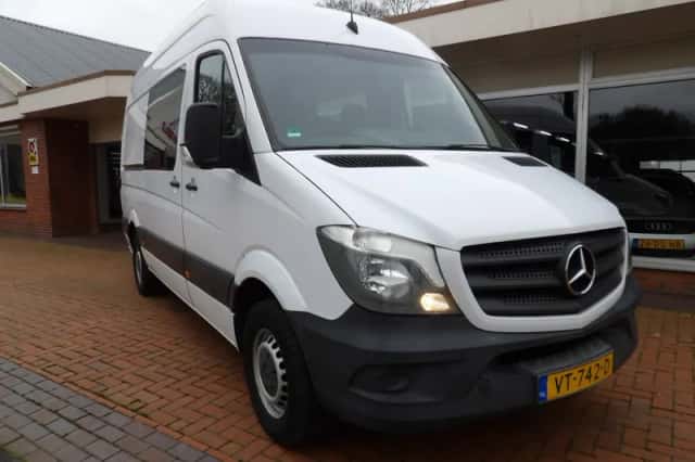 Mercedes-Benz Sprinter (2016) thumbnail 5