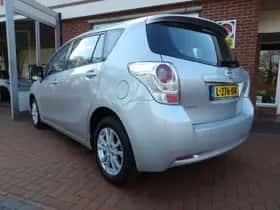 Toyota VERSO (2011) thumbnail 11