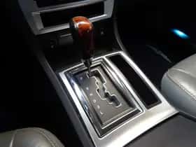 Chrysler 300C (2007) thumbnail 24