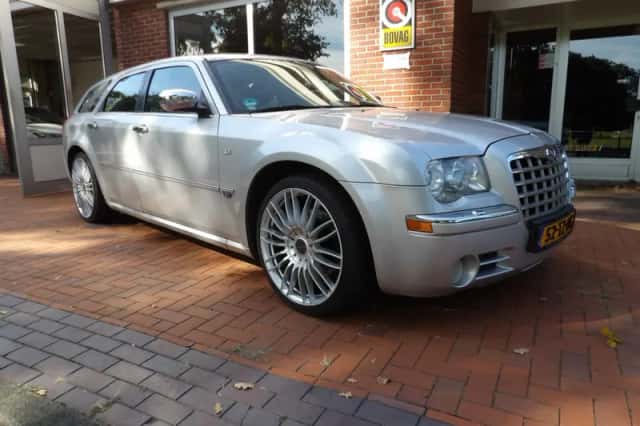 Chrysler 300C (2007) thumbnail 6
