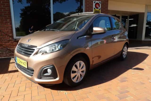 Peugeot 108 (2015) thumbnail 2