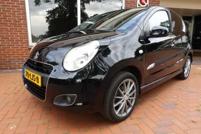 Suzuki Alto (2010) thumbnail 2