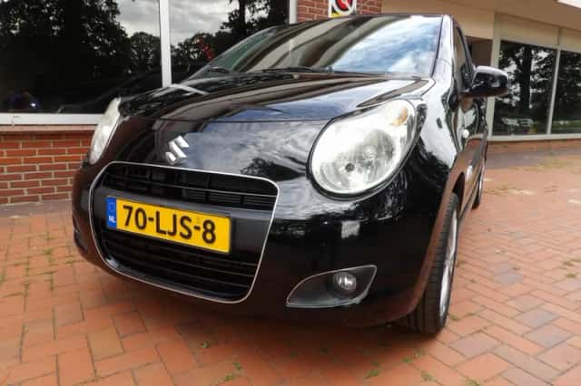 Suzuki Alto (2010) thumbnail 3