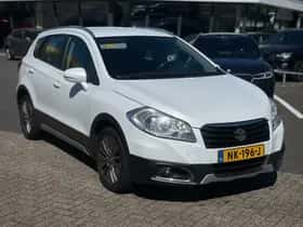Suzuki SX4 S-Cross (2016) thumbnail 7