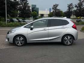 Honda Jazz (2017) thumbnail 2