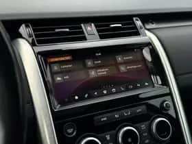Land Rover Discovery (2018) thumbnail 21