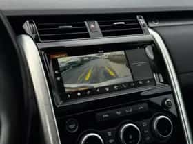 Land Rover Discovery (2018) thumbnail 25
