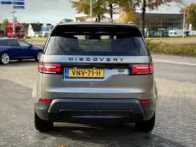 Land Rover Discovery (2018) thumbnail 4