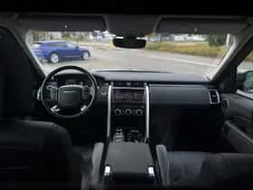 Land Rover Discovery (2018) thumbnail 10