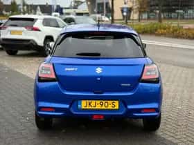 Suzuki Swift (2025) thumbnail 4