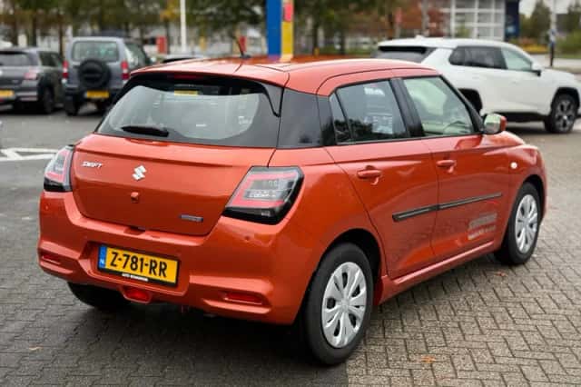 Suzuki Swift (2024) thumbnail 5