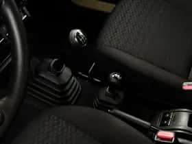 Suzuki JIMNY (2021) thumbnail 16