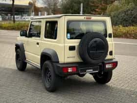 Suzuki JIMNY (2021) thumbnail 3