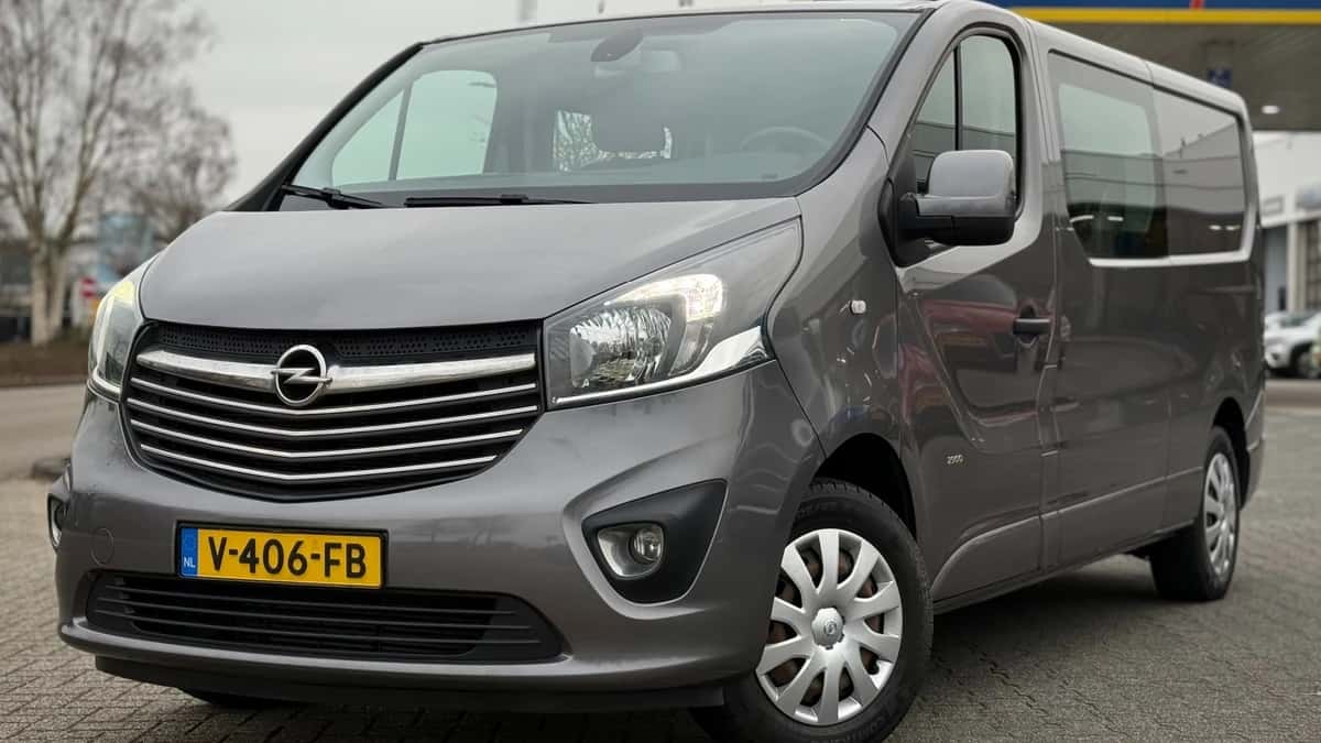Opel Vivaro (2017) — foto 1